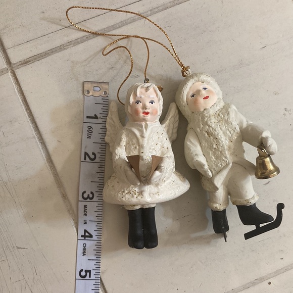 Vintage Victorian set of two Carolers ornaments - Picture 4 of 5